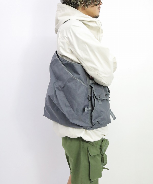 アンドワンダー/and wander field vest [トップス(ベスト)]｜MAPS 通販