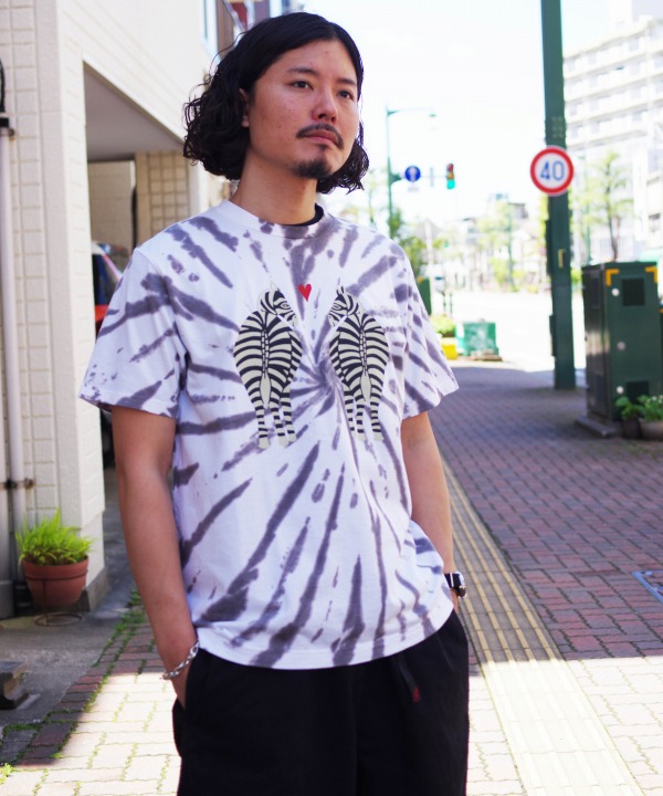 Bohemians/ボヘミアンズ LOVE ZEBRA TIE DYED SS TEE [カットソー・T