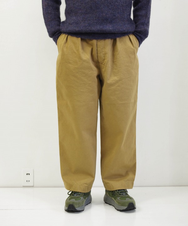 HATSKI/ハツキ 2 Tuck Easy Chino Trouser [パンツ]｜MAPS 通販 【正規