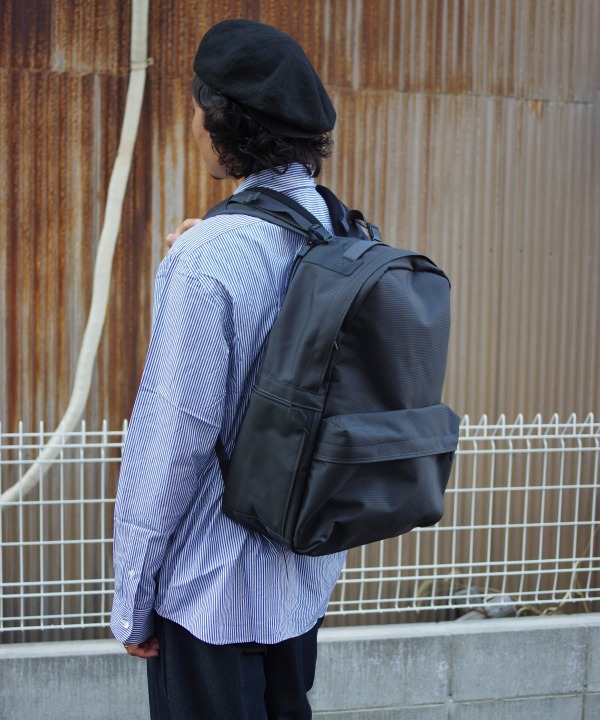 MONOLITH BACKPACK PRO SOLID S-